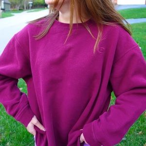 champion oversized crew neck in maroon/ fuchsia pink